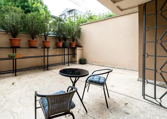 With Balcony Apartman *