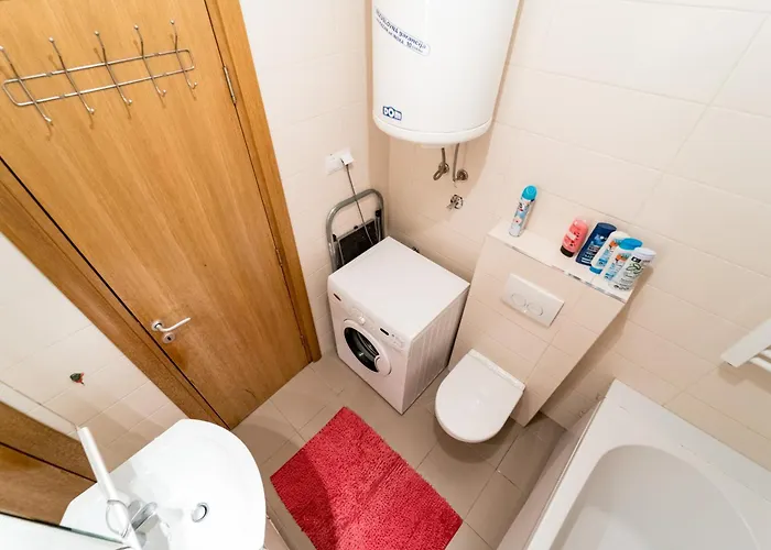 With Balcony Apartman